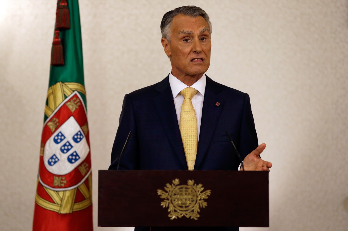 cavaco enviou para o constitucional pedido de fiscalização preventiva da requalificação no estado chumbo da requalificação na função pública pode custar 892 milhões
