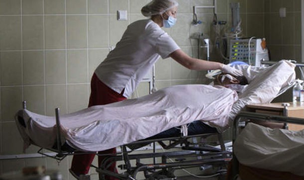 em causa estão cortes adicionais na despesa com pessoal hospitais públicos com cortes adicionais de pelo menos 4% na despesa