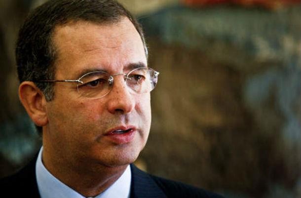 antónio josé seguro alega que esta medida auxiliará muitas pequenas e médias empresas reforma do irc: seguro reclama imposto a 12,5% para os primeiros 12.500 euros de lucro