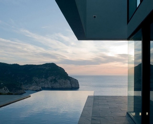 casa aibs, em ibiza casa de sonho: viver no alto da falésia com vista para o mediterrâneo (fotos)