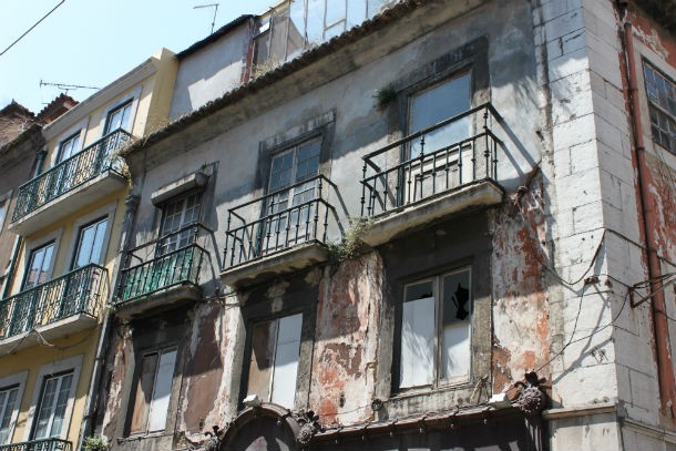 novo programa tem como objectivo dinamizar a reabilitação urbana e o mercado do arrendamento oe prevê que ihru possa contrair empréstimos até 17,5 milhões