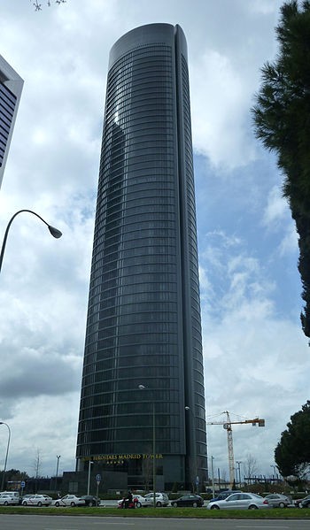 torre_pwc