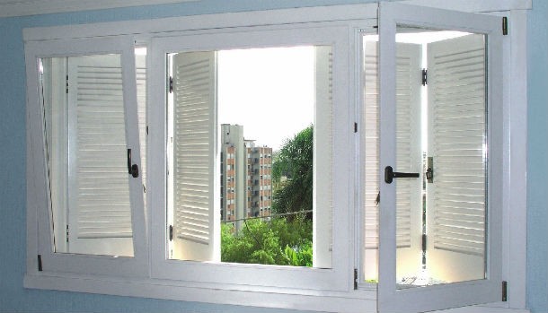 usas janelas com vidro duplo ajuda a evitar o ruído dentro de casa Conselhos para reduzir o ruído em casa