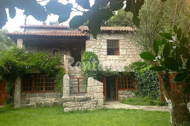 casas de fim-de-semana: terraço com vista para o mar em óbidos (fotos)