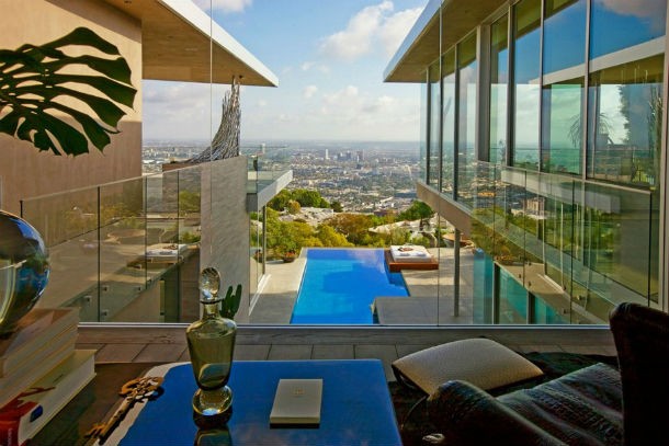4-Blue-Jay-Way-Residence-Los-Angeles-California