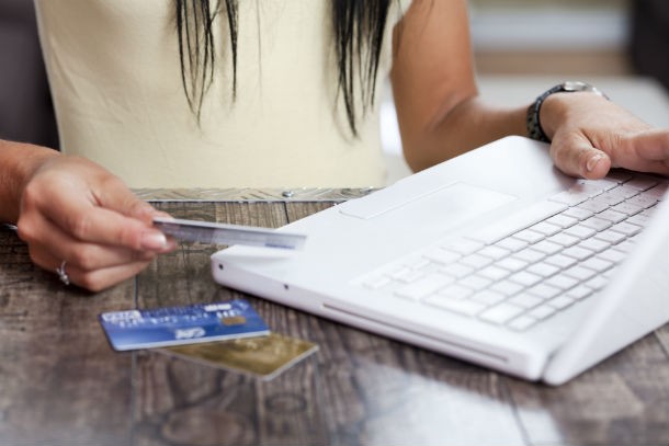 A iniciativa do Dia das Compras na Internet surge no contexto da Portugal Internet Week compras_net_cabecera