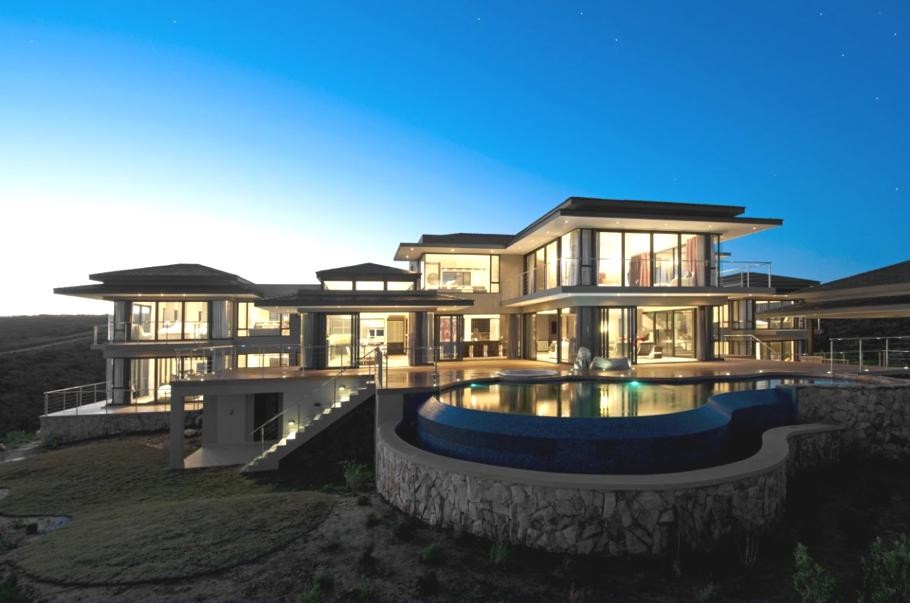 House-E16-00-1150x763
