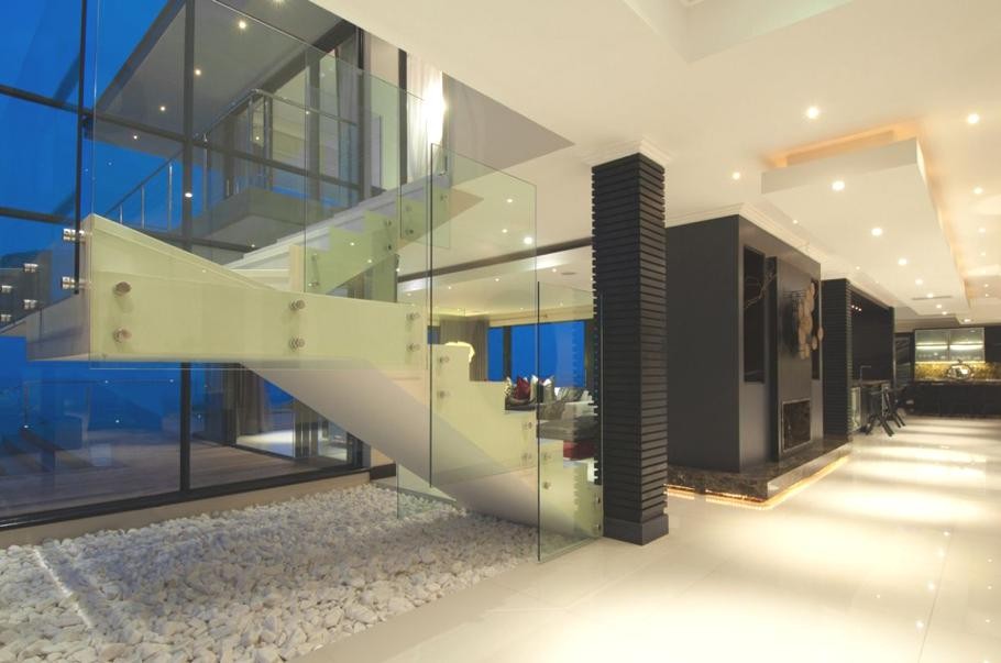 House-E16-07-1150x763