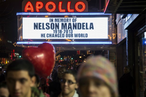 homenagem_a_mandela_no_apollo_theatre_no_bairro_de_harlem_em_nova_iorque