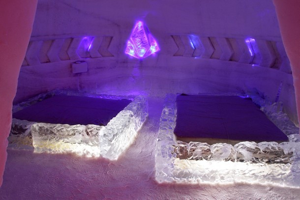 ice-hotel-montreal-5