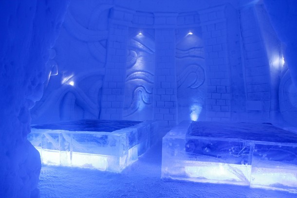 ice-hotel-montreal-7