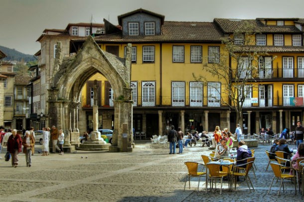 Vista geral do centro histórico de Guimarães. IMI: cidades classificadas pela Unesco querem manter isenção