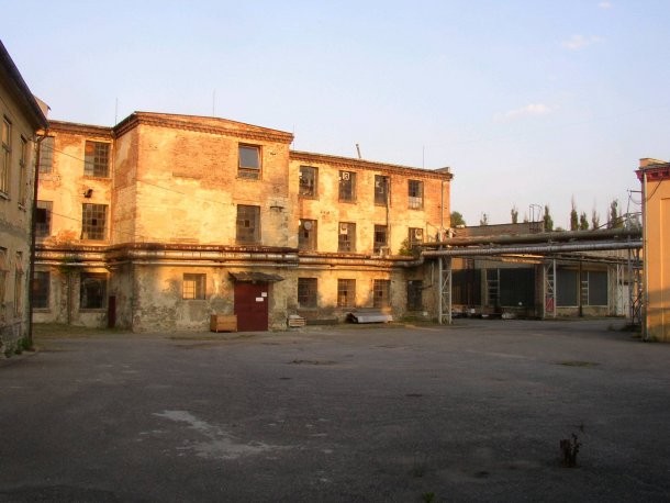 Fábrica onde Oskar Schindler escondeu 1.200 judeus está à venda (fotos)