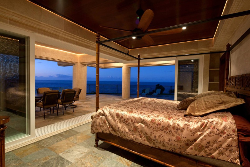 Water-Falling-Estate-on-The-Big-Island-17-950x633