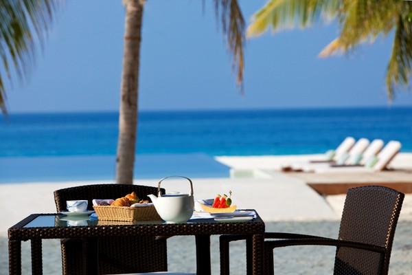 large_gallery_humleve_34624558_turqoise_restaurant_600x400