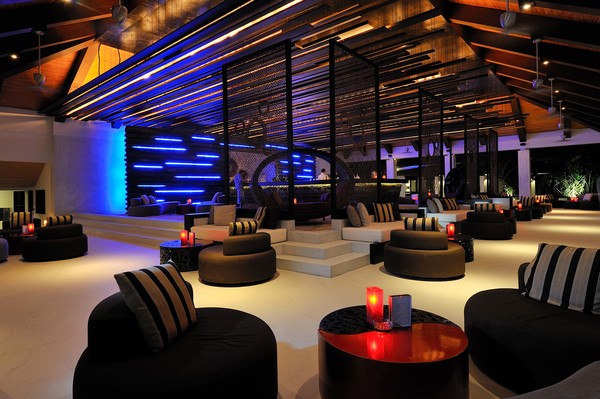 large_gallery_humleve_38738541_fen_bar_600x399