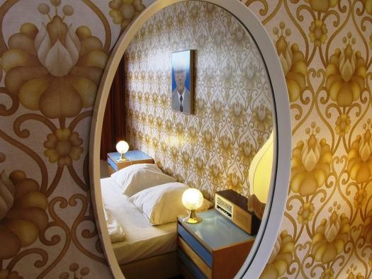 Ostel Berlim: Dormir num hotel repleto de história na Alemanha (fotos) 