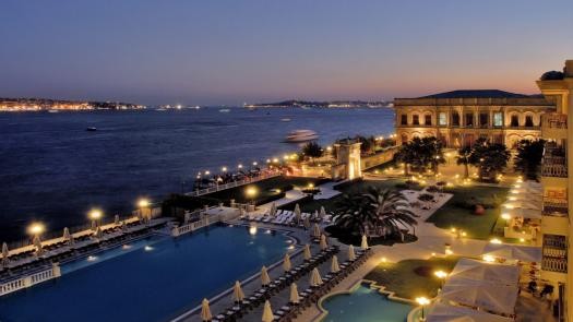 Çiragan Palace Kempinski: Viver como um sultão nas margens do Bósforo (fotos) 