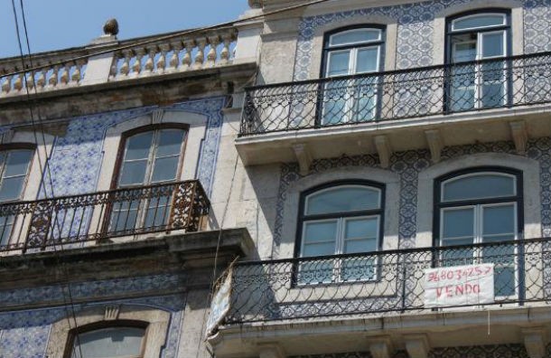 Bancos querem regime especial para vender casas inacabadas 