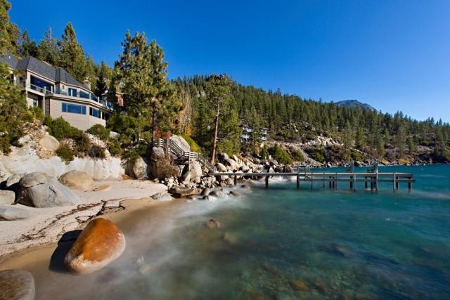 Casas de sonho: Mansão rústica “colada” ao Lago Tahoe (fotos)