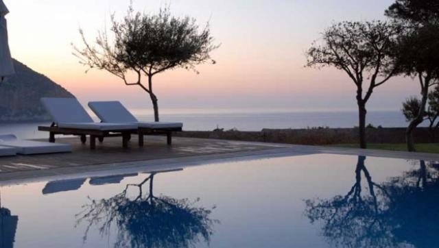 Hotel Can Simoneta: Dormir numa falésia com vista para o mar em Maiorca (fotos)