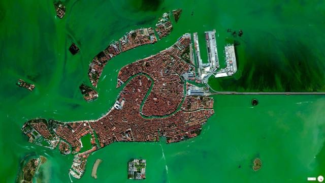 Volta ao mundo de satélite: de Nova Iorque a Gibraltar (fotos)