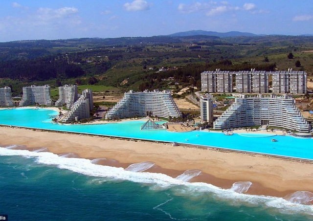 As 10 piscinas mais fascinantes do planeta