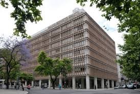 Santander, BBVA e Sabadell estudam a compra do BES