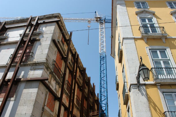 Obras de reabilitação urbana caem 16,8% em agosto