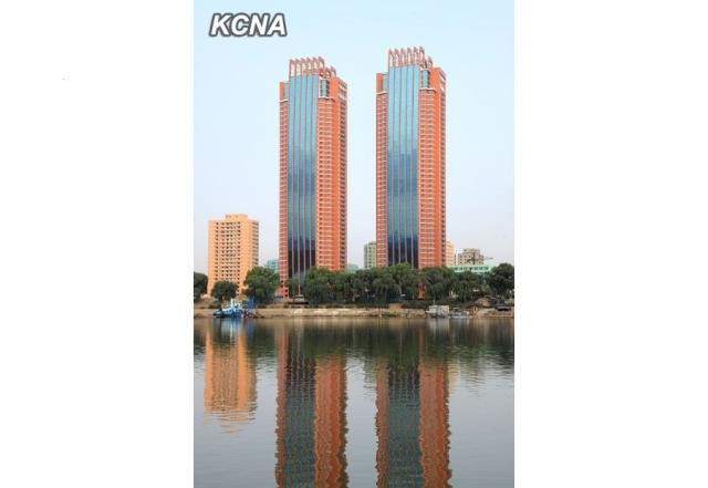 A febre da construção chega à Coreia do Norte (fotos)