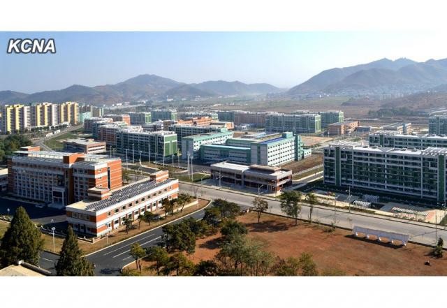 A febre da construção chega à Coreia do Norte (fotos)