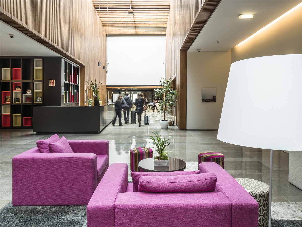 lobby1