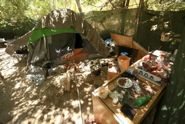 O lado oculto de Silicon Valley: assim é a maior cidade de pessoas sem-abrigo dos EUA (fotos) 