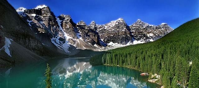 O Moraine Lake Lodge está em total sintonia e harmonia com a natureza