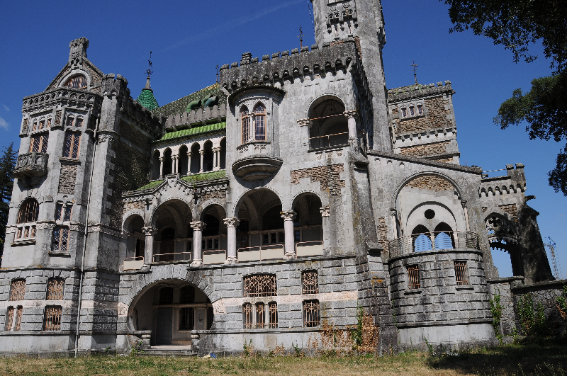 10 lugares abandonados espetacularmente mágicos em Portugal