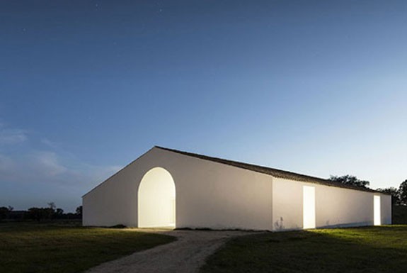 Sabias que há três hotéis portugueses entre os finalistas a Edifício do Ano (fotos)?