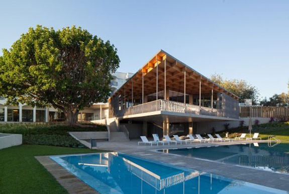 Sabias que há três hotéis portugueses entre os finalistas a Edifício do Ano (fotos)?