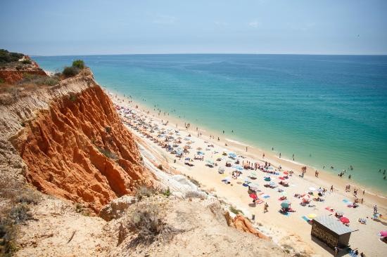 Há duas praias portuguesas entre as 25 melhores da Europa