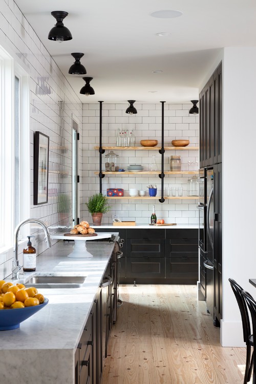 Ideias de decoração: Estantes de parede para embelezar a casa e ganhar espaço (fotos)