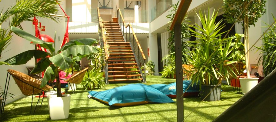 Hostels em Portugal: novo regime aprovado pelo Governo não define tipologia de edifícios