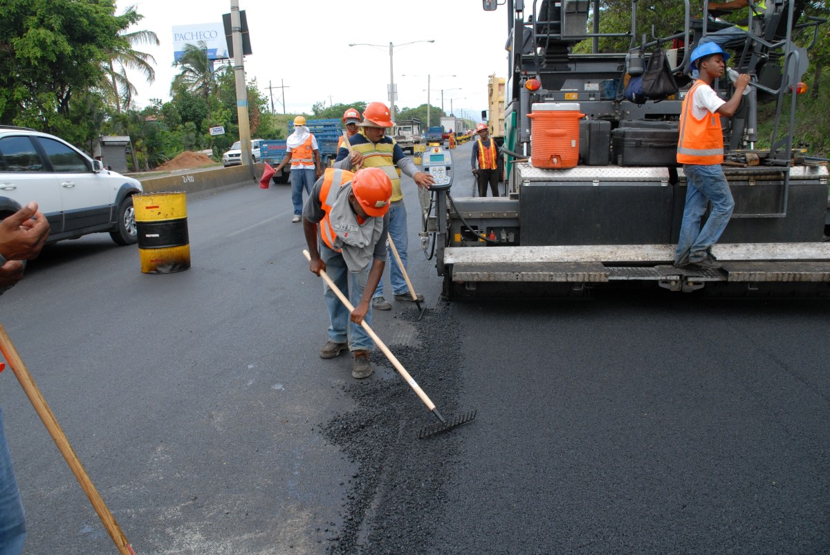 Obras públicas perdem peso nas contratações do Estado