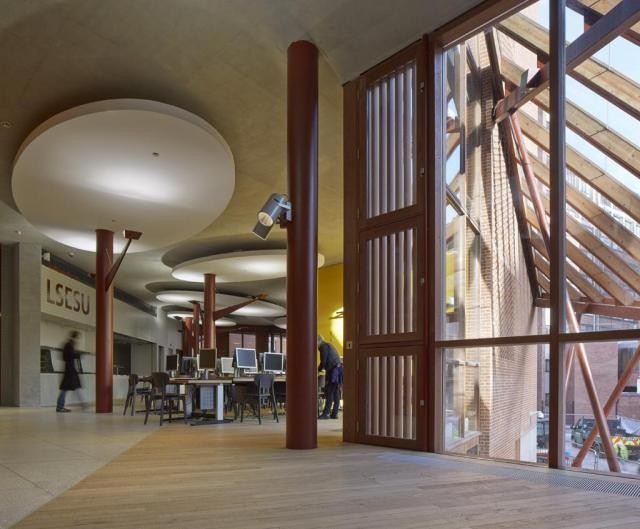 Arquitetura: estes são os cinco finalistas a “Edifício do Ano” na Europa (fotos)