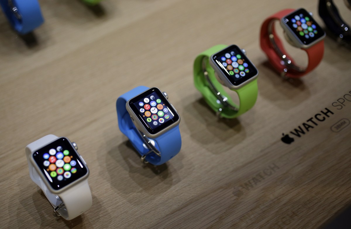 Apple Watch chega ao mercado a 24 de abril, mas a Portugal ainda não