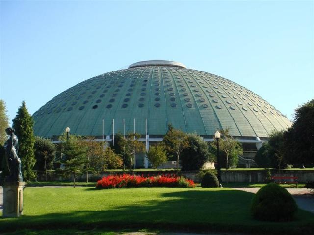 Concurso para reabilitar e explorar Rosa Mota foi alterado para limitar centro de congressos ao Pavilhão