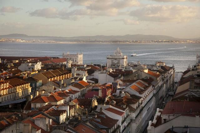 Casas para turistas: 10 mil famílias já legalizaram as suas habitações