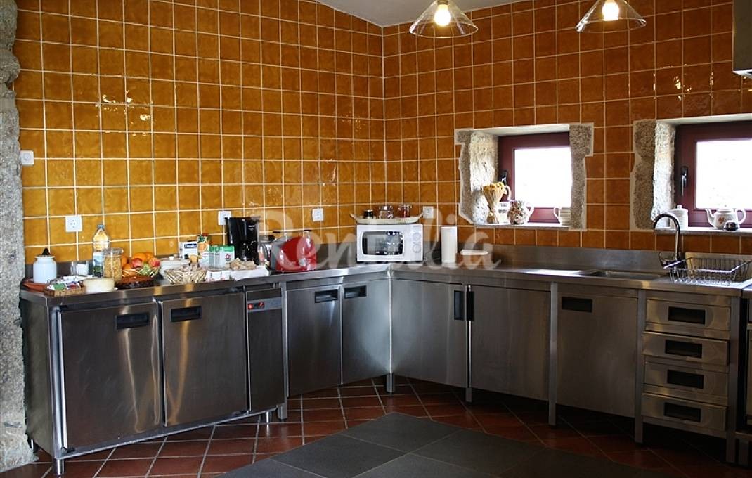 h.2058434.1070.680.0.ffffff.wm_.88f2ec47