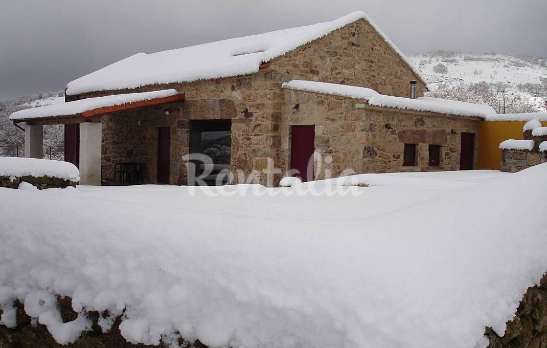 h.2058447.1070.680.0.ffffff.wm_.b0f2d587