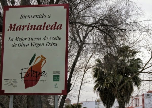 a_city_where_everyone_works_there_is_no_police_and_the_salary_is_1200_euros_1