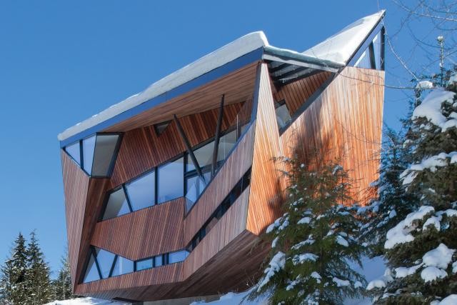 Casas de sonho: Viver numa mansão futurista no topo de uma pista de esqui (fotos) 
