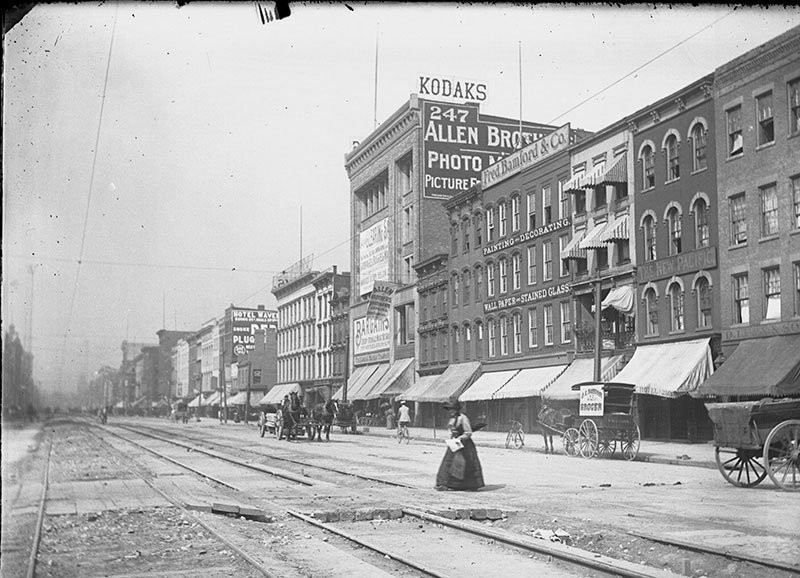 Detroit: do crescimento à decadência da Motor City 